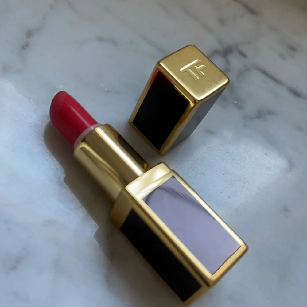 TOM FORD TRAVEL MINI SIZE IN TRUE CORAL
